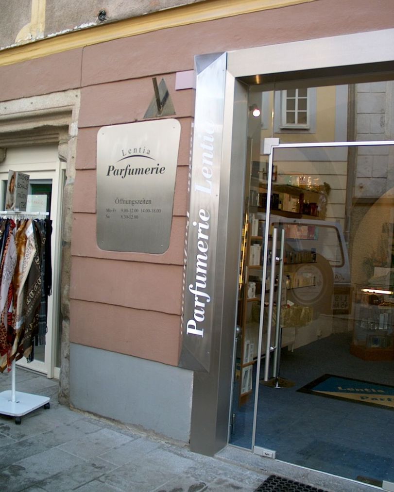 Gebäudebeschriftung