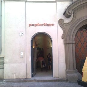 Gebäudebeschriftung